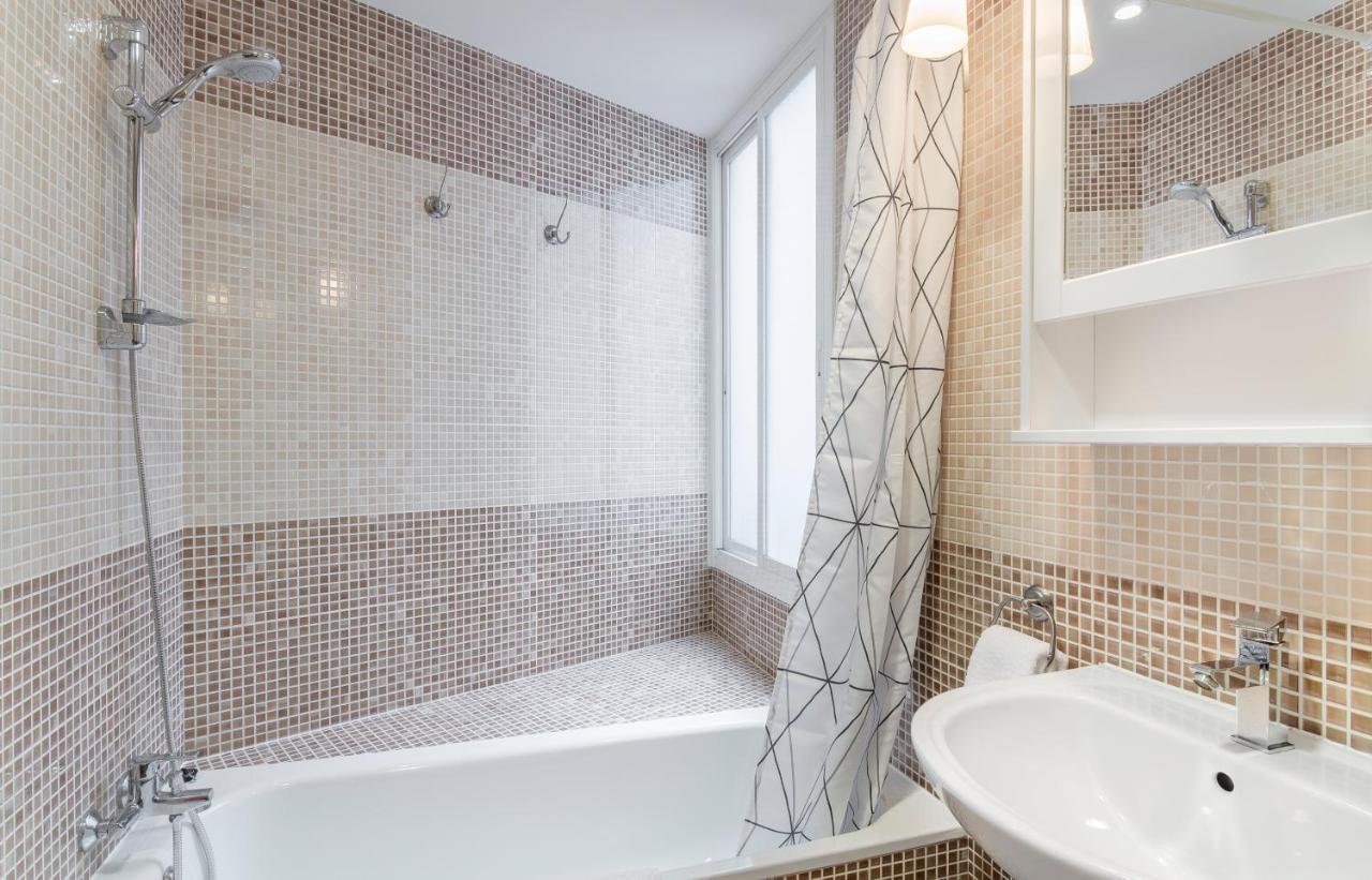 Cross Check Descalzas Reales Apartment Madrid Exterior foto