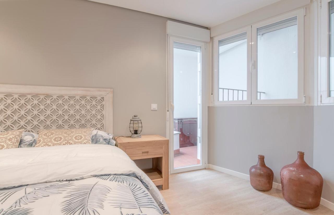Cross Check Descalzas Reales Apartment Madrid Exterior foto